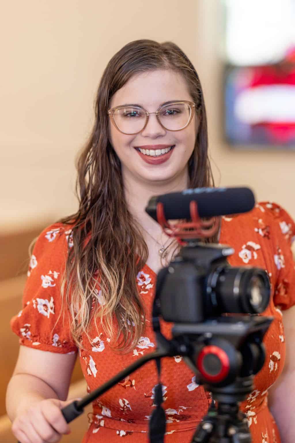 Hannah Hutchinson<br />
